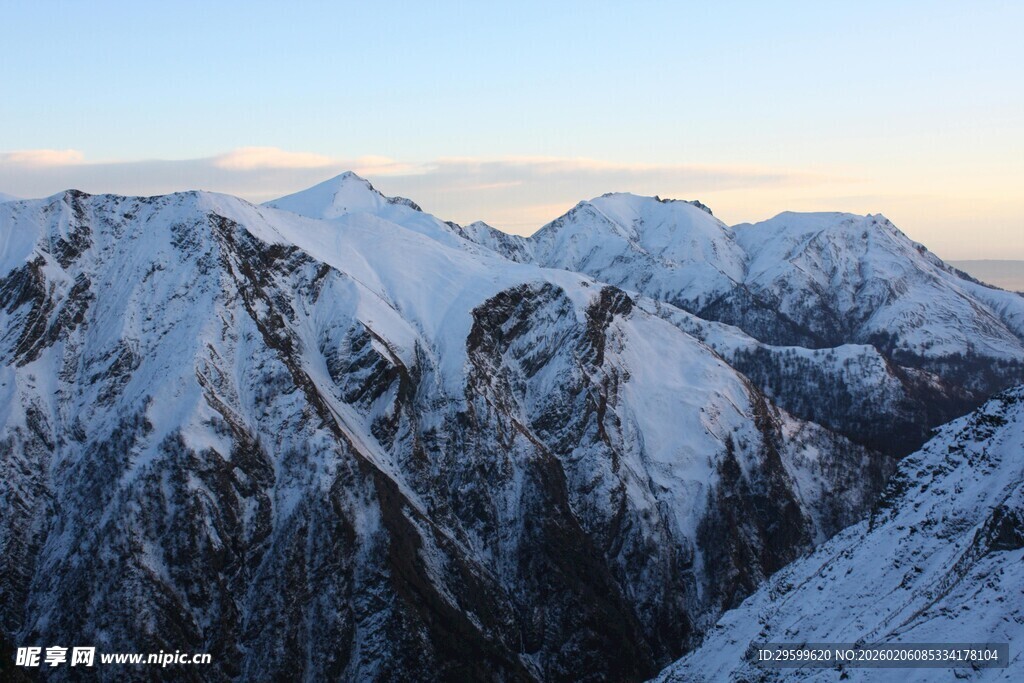 雪山壮丽景观