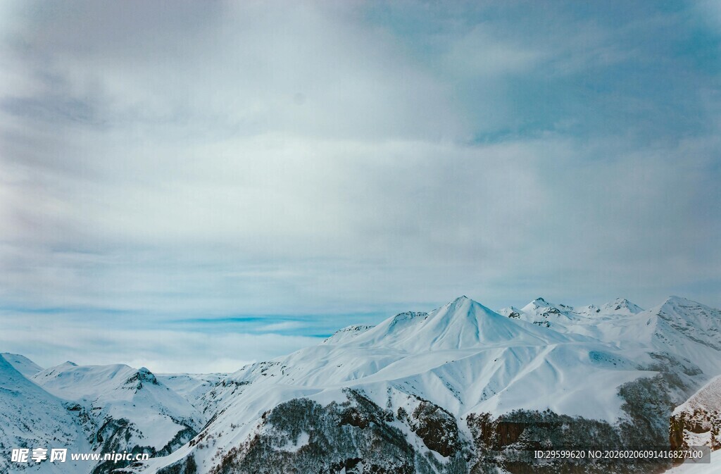 雪山壮丽景观