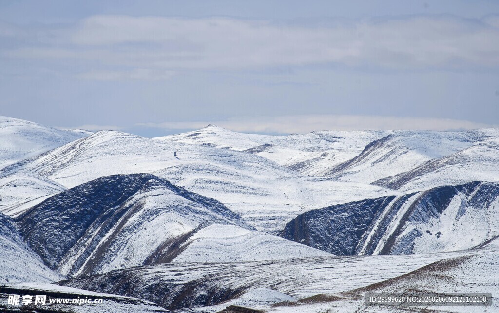 雪山壮丽风光