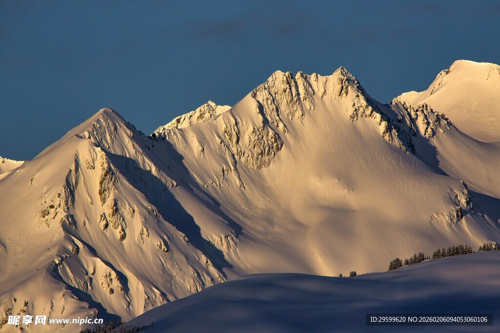 壮丽雪山美景