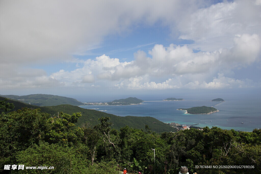 三亚山海相依的秀丽自然风光