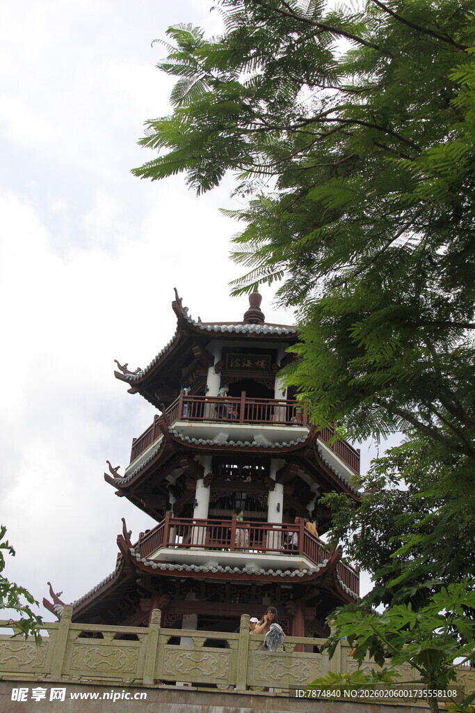 三亚中式古典多层阁楼建筑