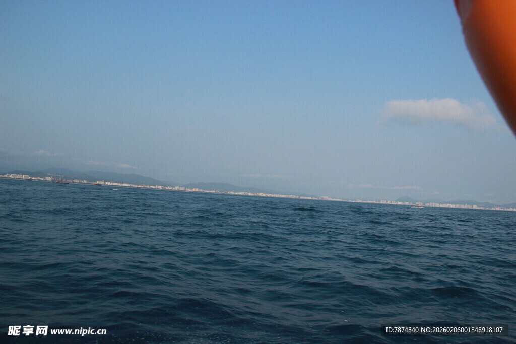 三亚海上风光 远眺天际线