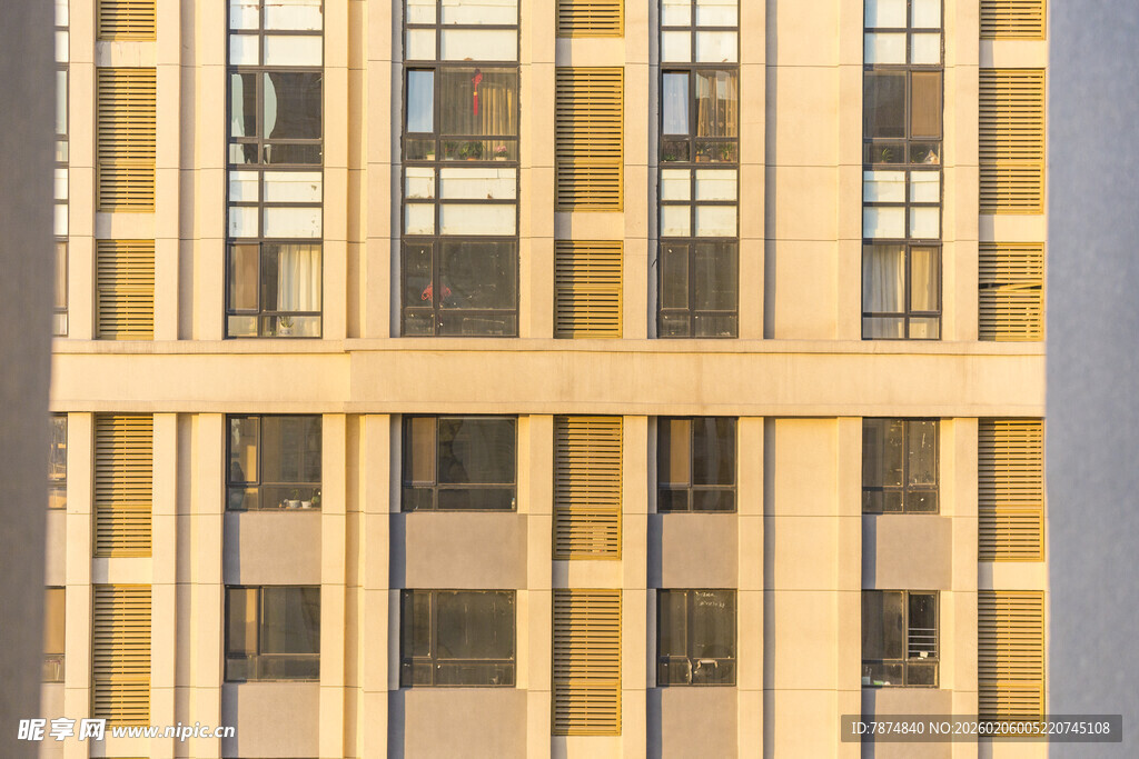 现代风格多层建筑外观