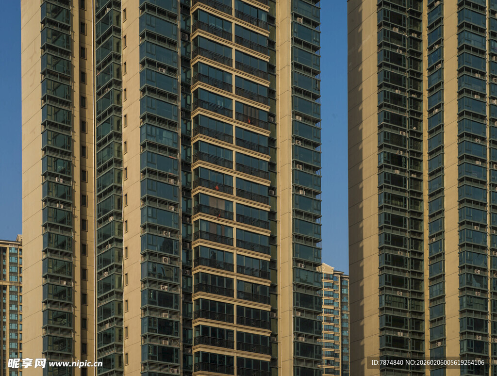 高楼林立的城市建筑景观