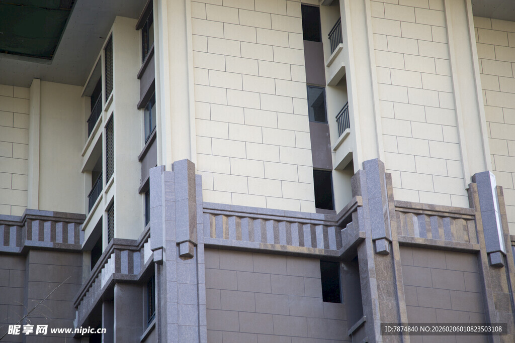 现代建筑外立面栏杆设计