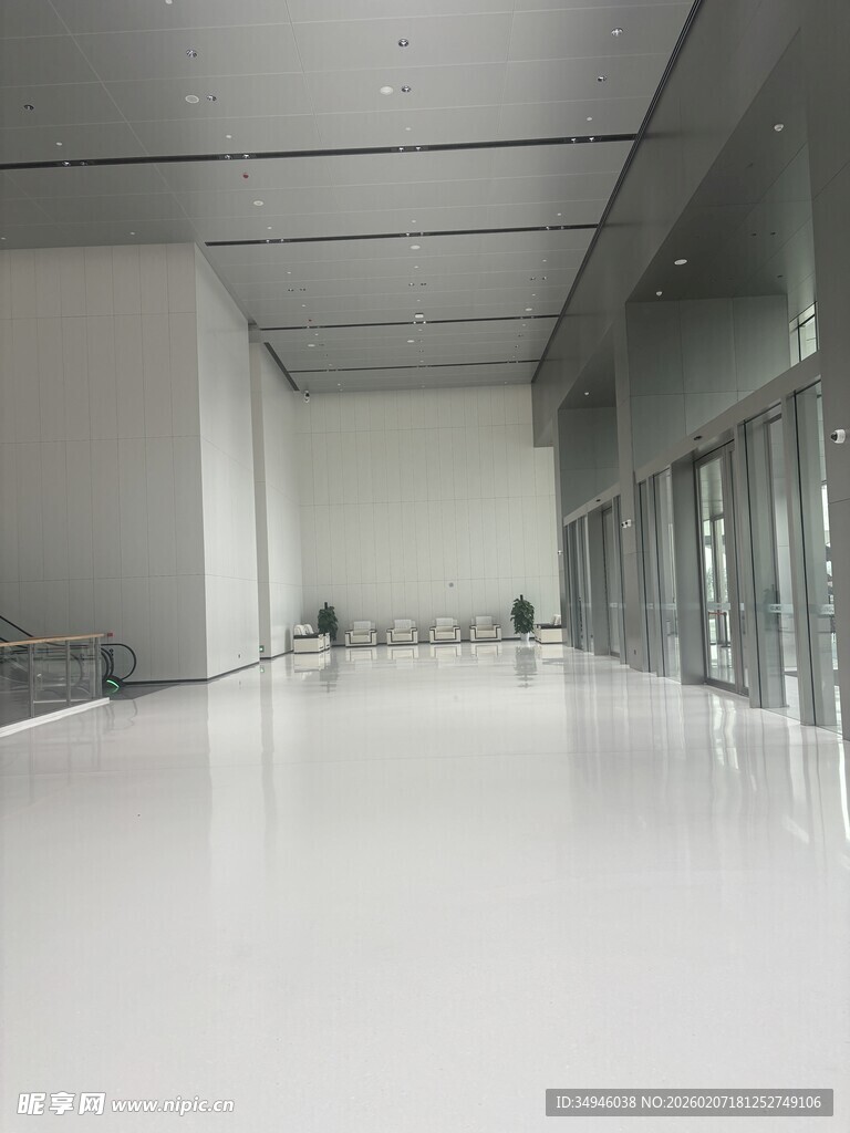 空旷现代风室内空间场景