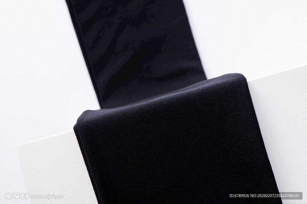 黑色裤袜带特写