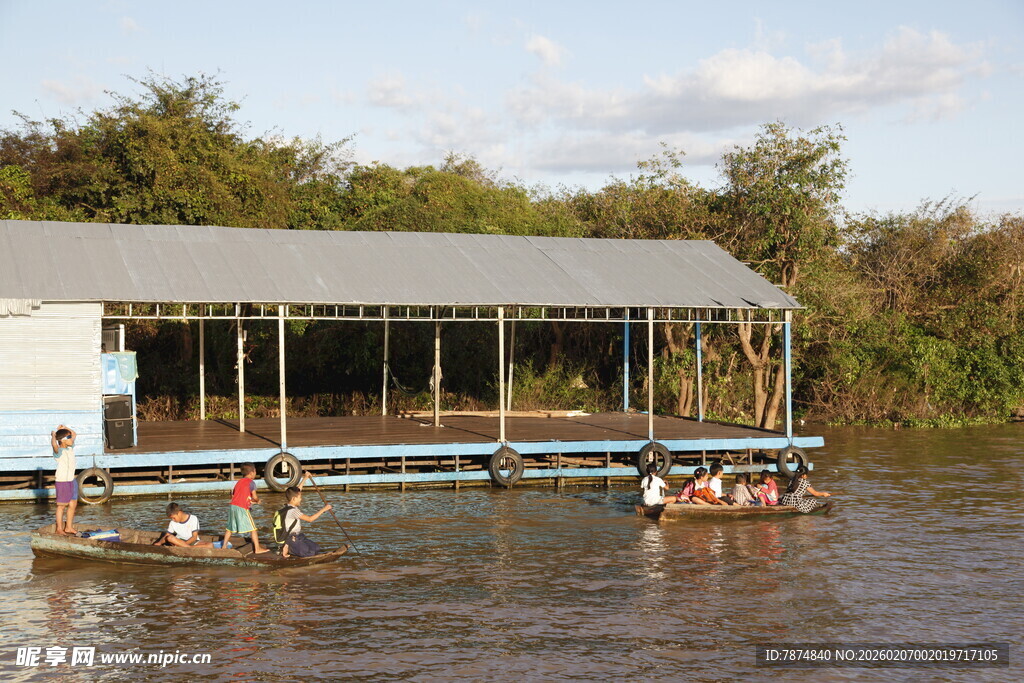 水上人家的生活场景