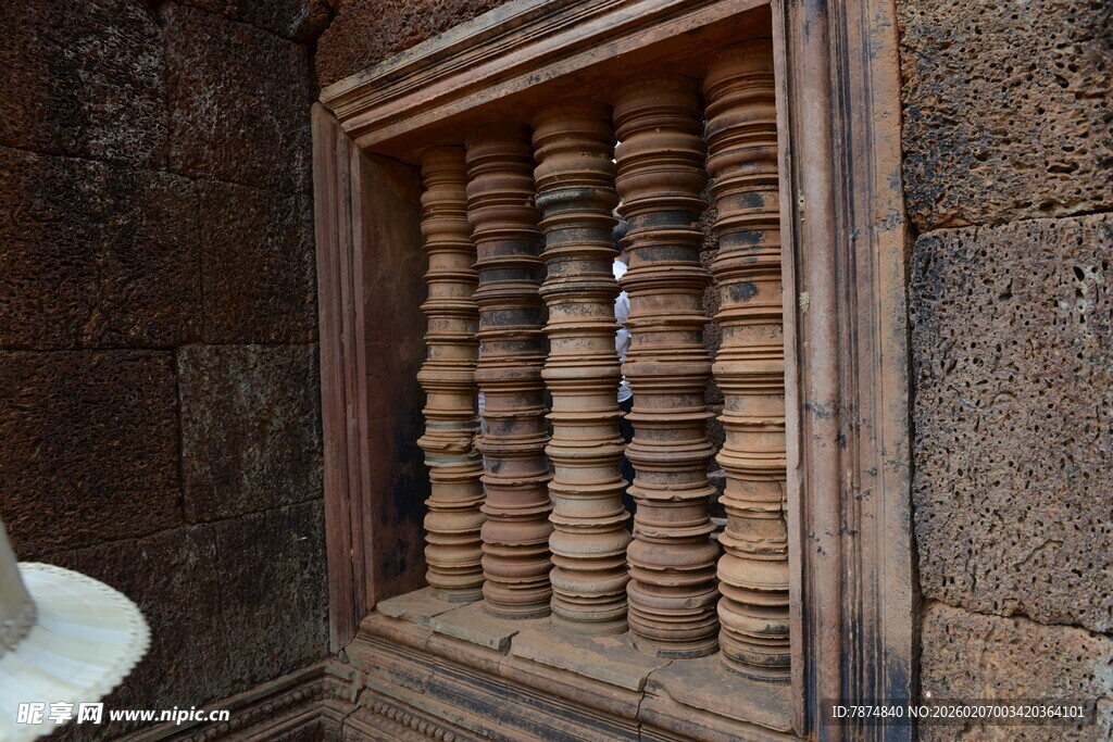 古老木质算盘特写