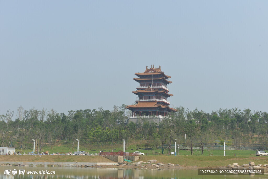 湖畔古亭 尽显中式韵味