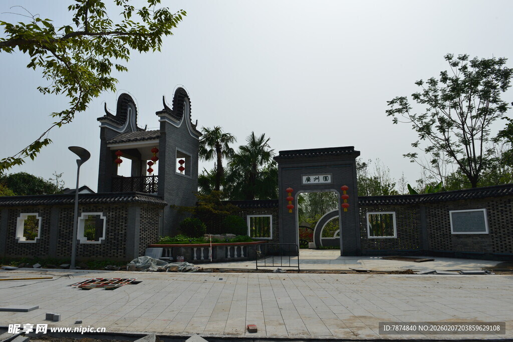 中式古朴门楼景观