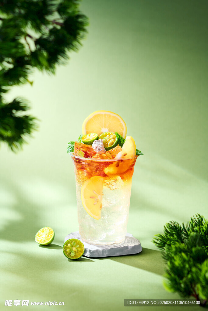 清新水果气泡饮