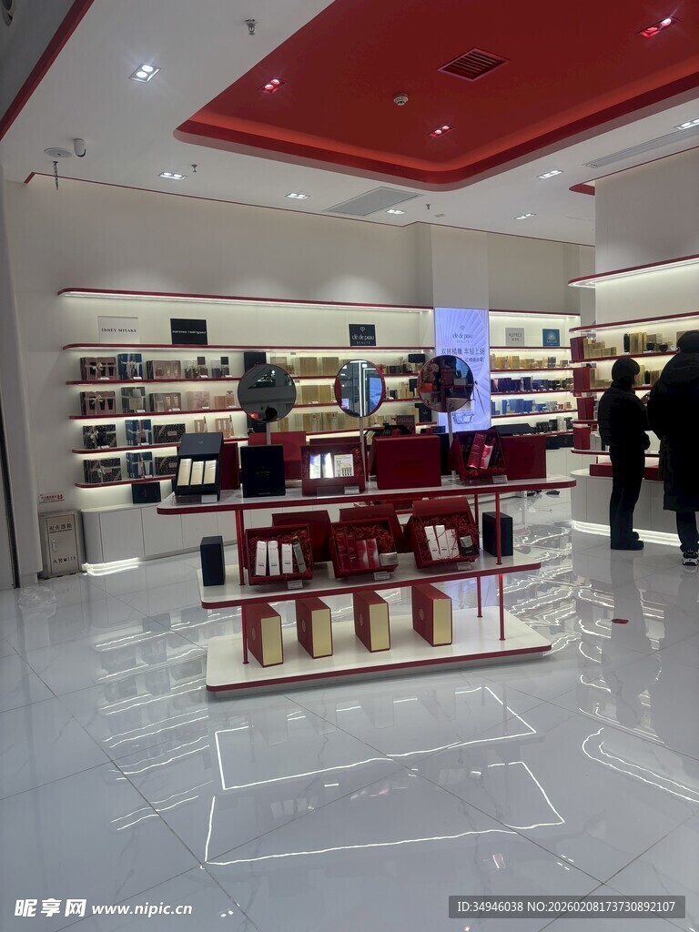 时尚皮具店内景展示