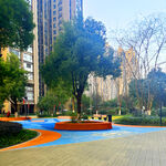 城市中的多彩休闲小广场