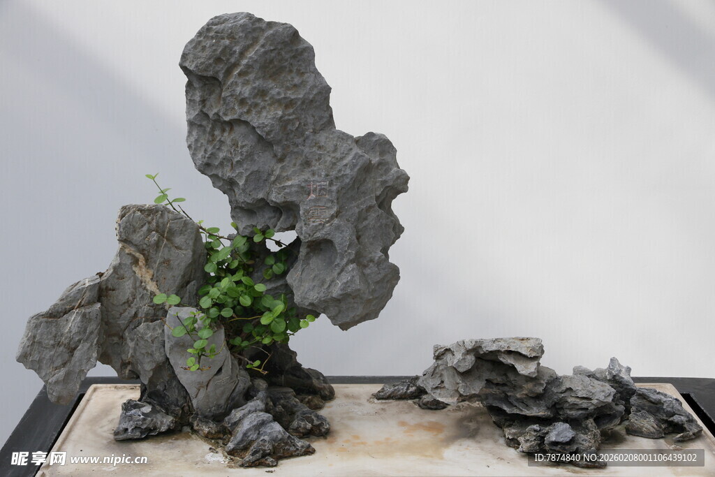 中式假山盆景景观展示