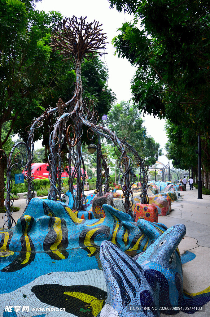 马来西亚公园彩色地面与特色景观