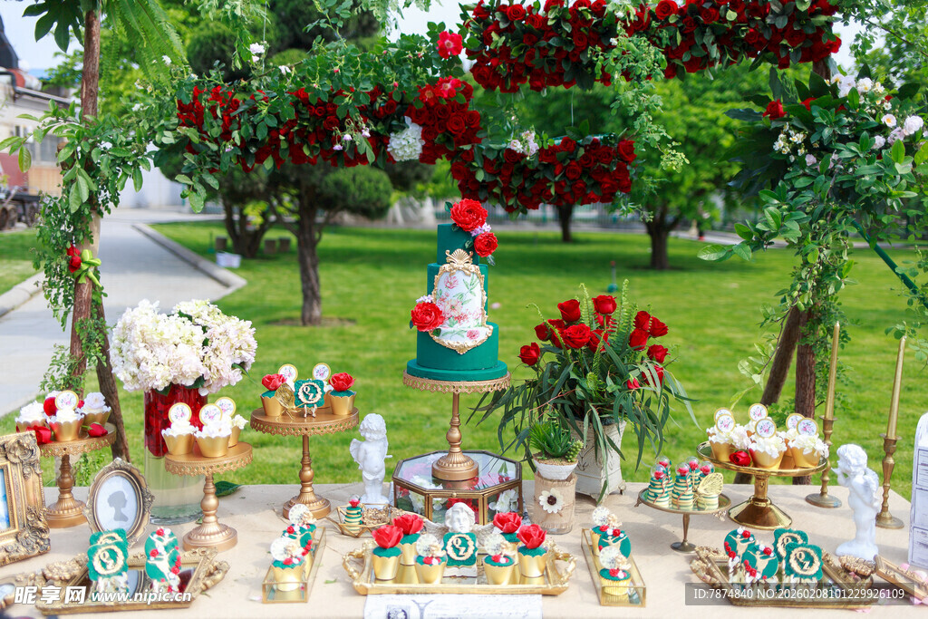 户外圣诞装饰布置场景