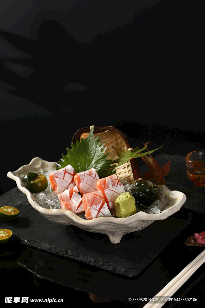 精致日式刺身拼盘