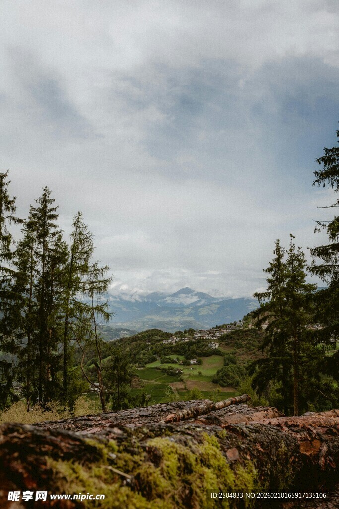 山林风光 云雾缭绕之景