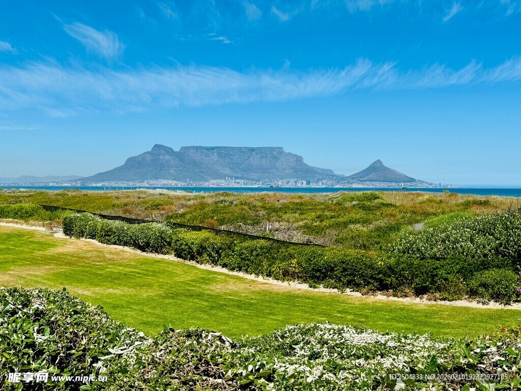  洲草原远景风光