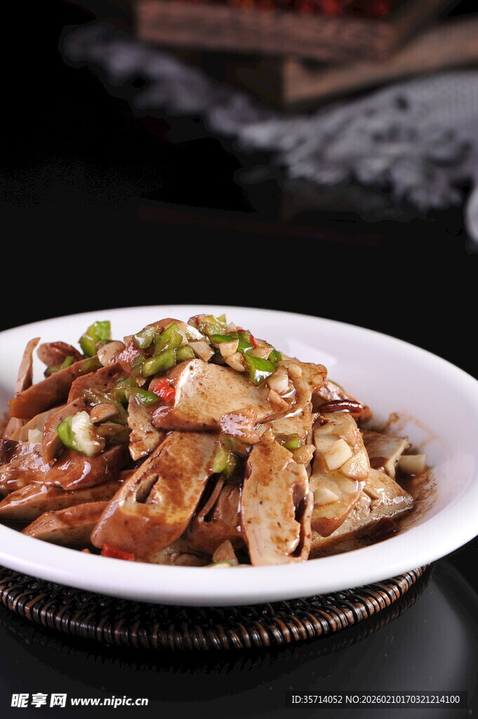 美味凉拌菜鲜香诱人