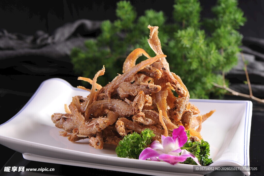 香酥肉丝摆盘精致