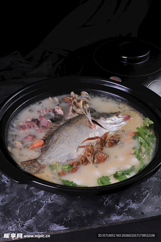 鲜香鱼头汤营养又美味