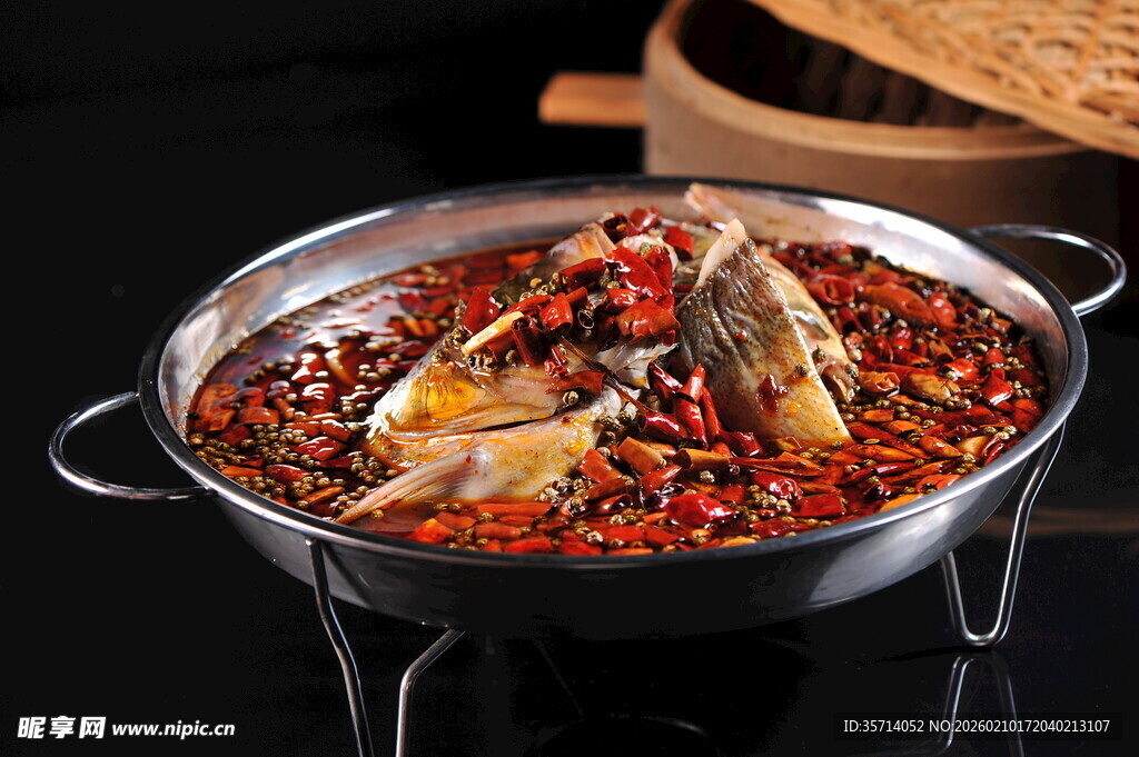 麻辣鲜香的特色火锅鱼