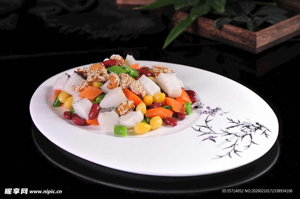 五彩时蔬炒鳕鱼块