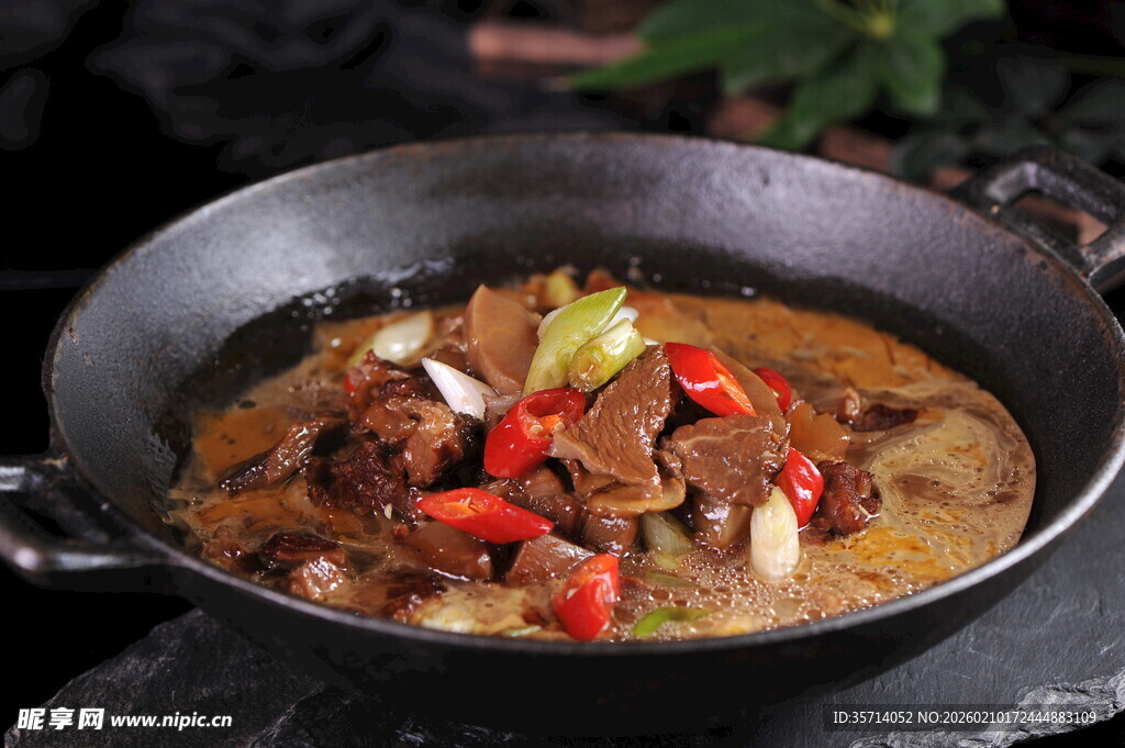 美味锅中炖菜