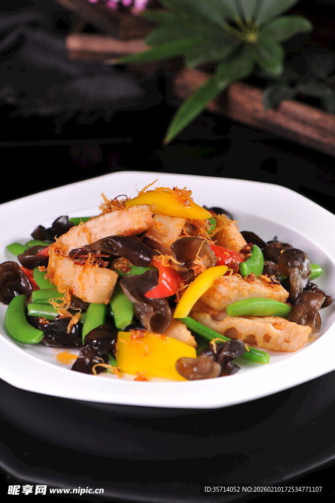 五彩时蔬炒藕夹