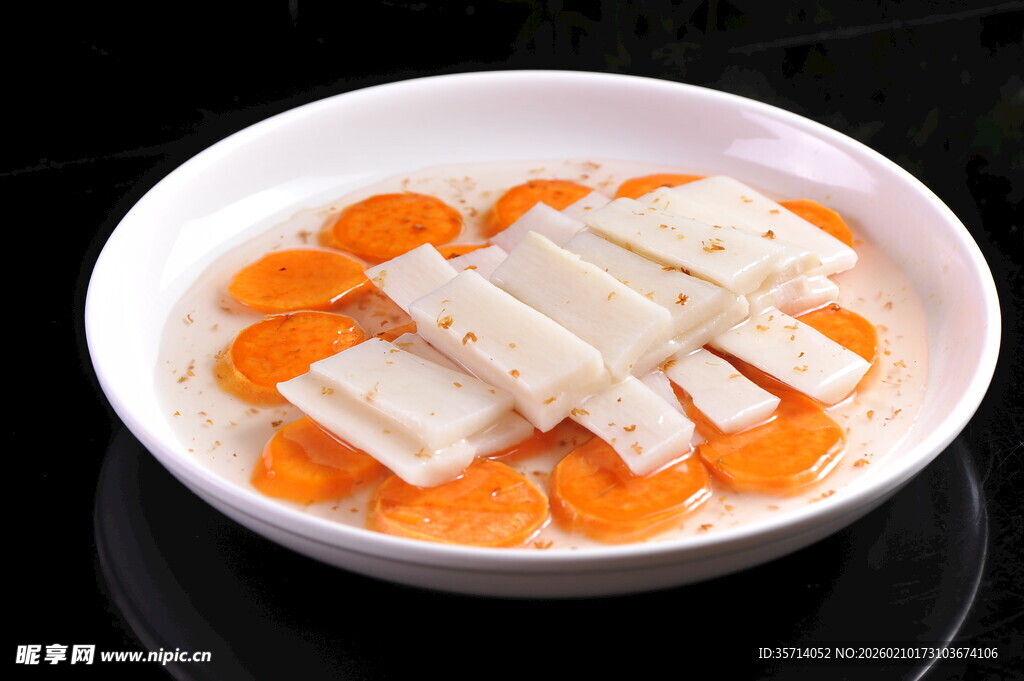 胡萝卜山药摆盘美食