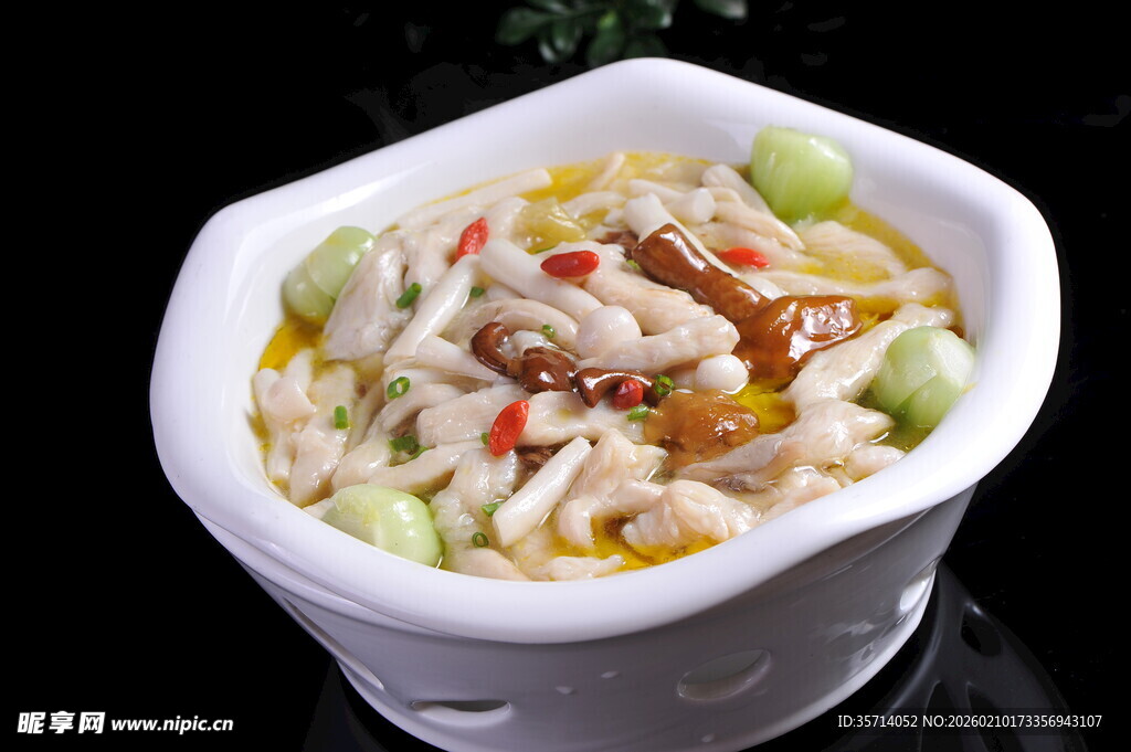 美味什锦炒菌菇