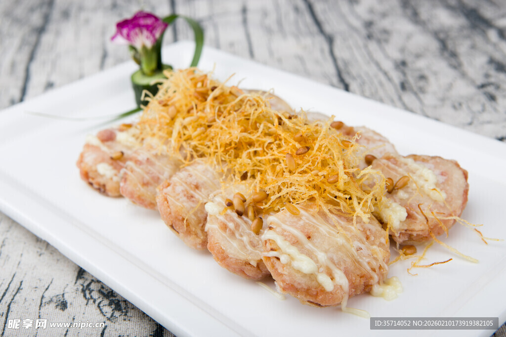 芝士肉松夹心炸物