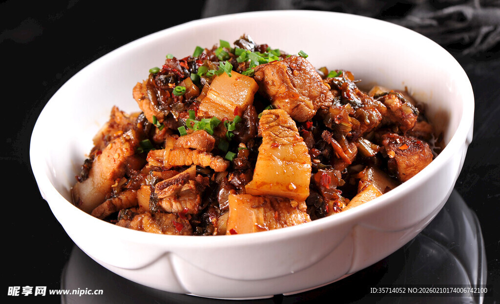 酸菜蒸花肉排骨