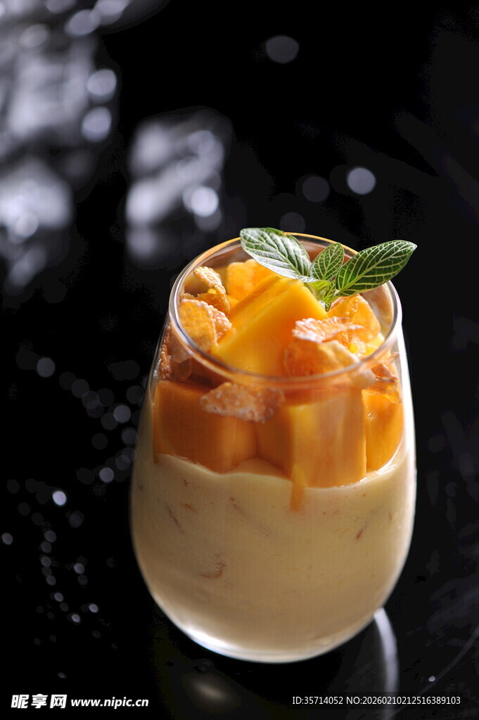 芒果布丁清新美味小甜点