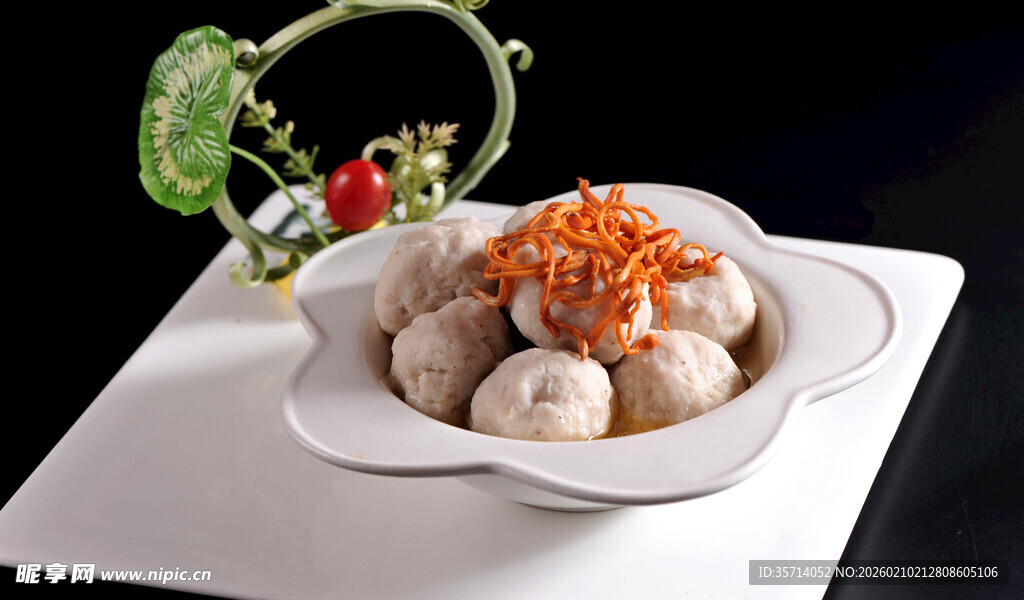 美味肉丸摆盘精致