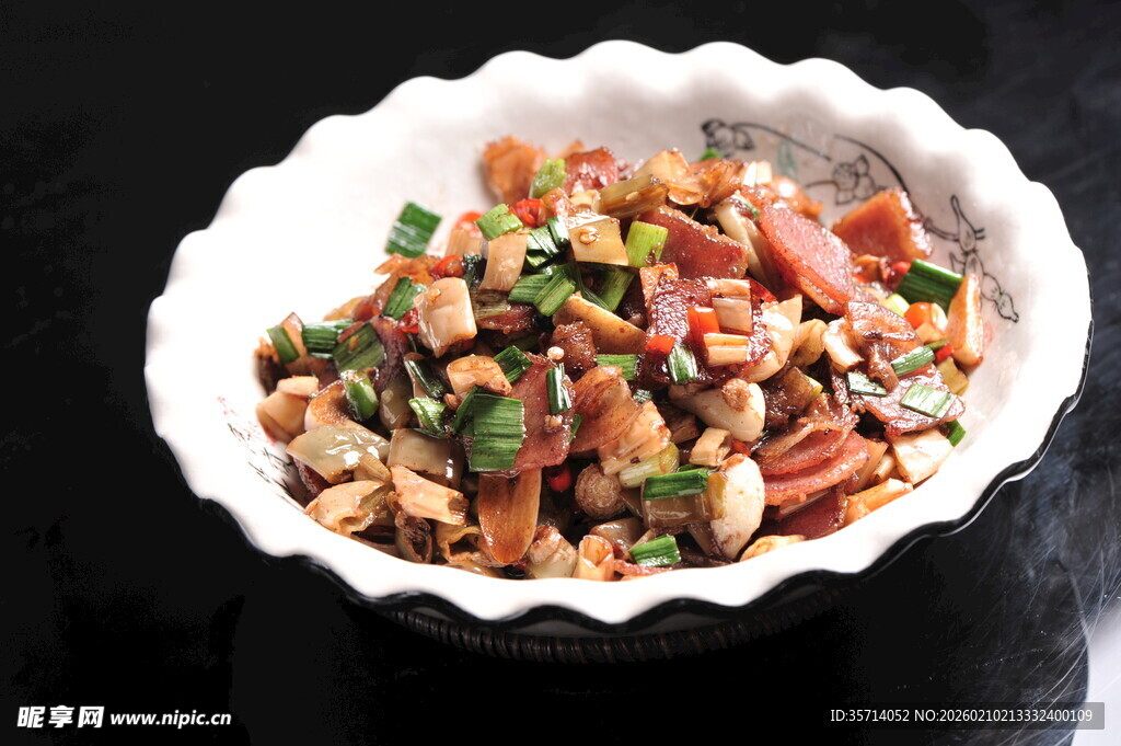 美味杂蔬炒肉丁