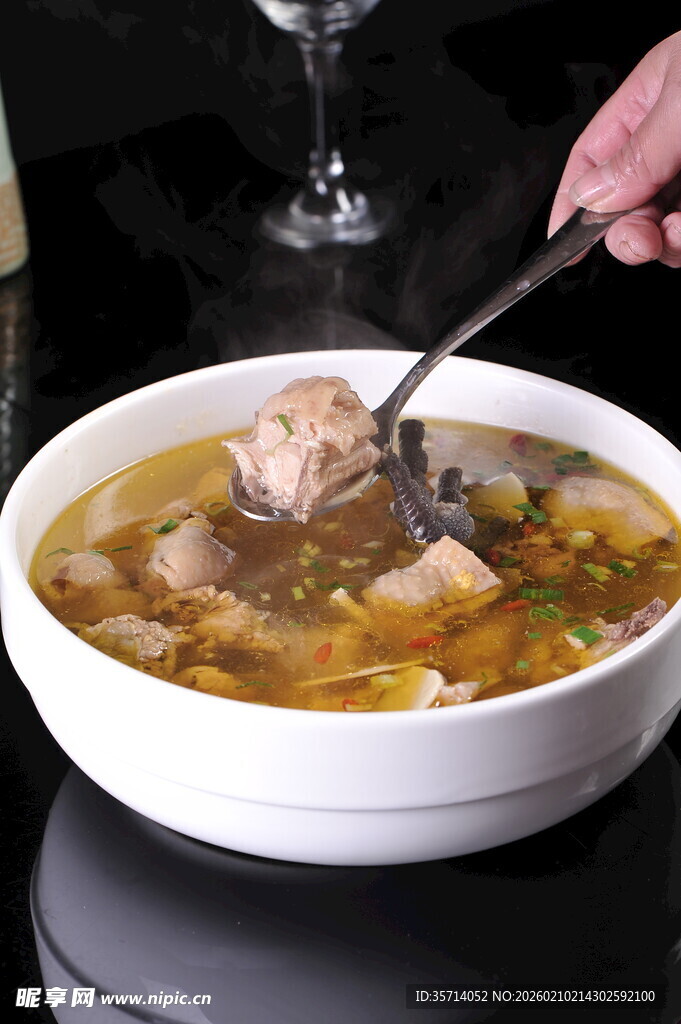 美味鸡汤 营养又暖心