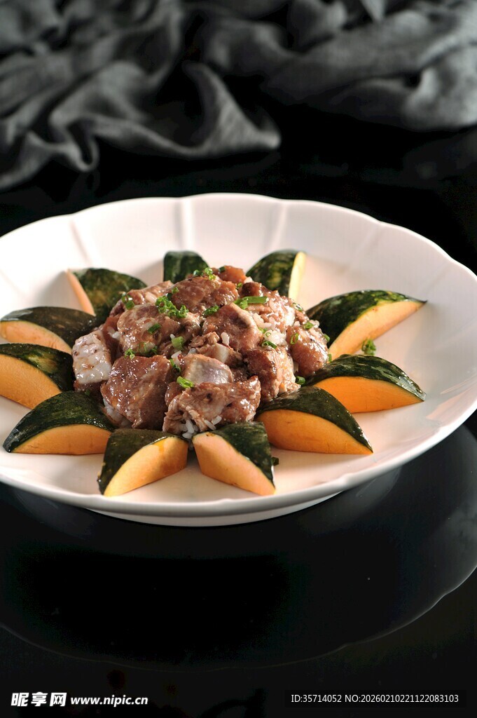 金瓜糯米蒸排骨