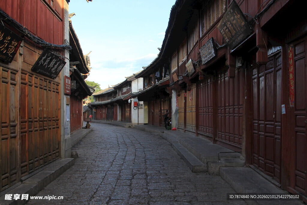 古巷悠悠 尽显中式建筑韵味