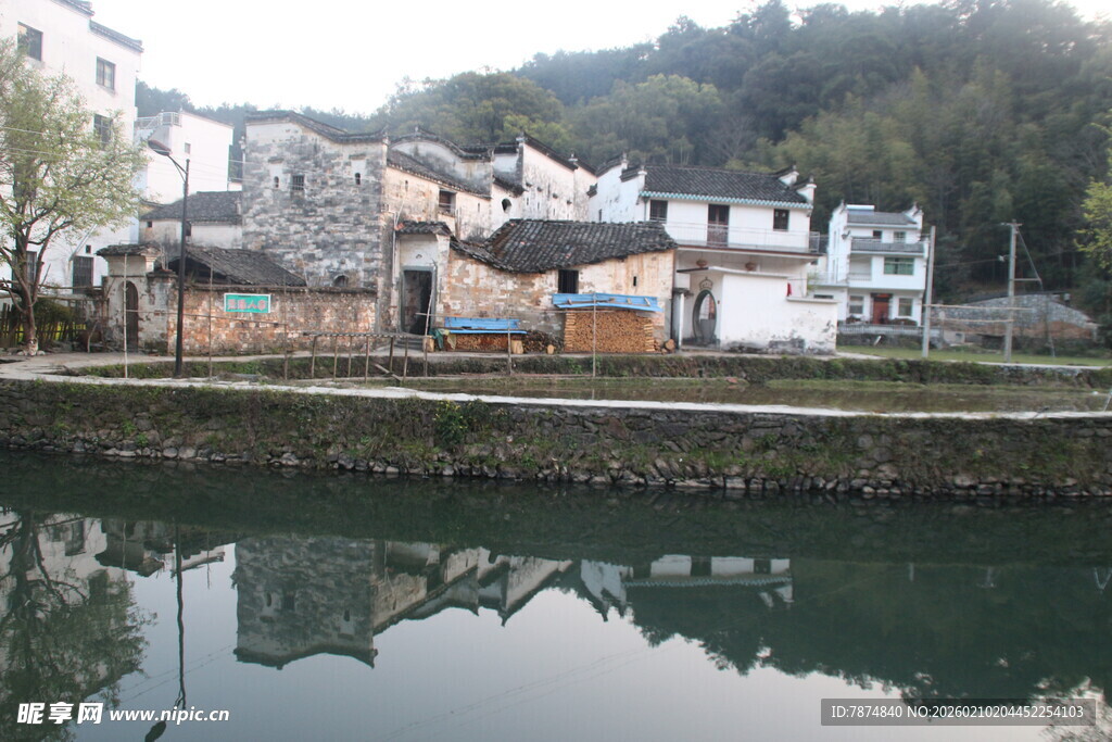 婺源江南水乡村落临水景致