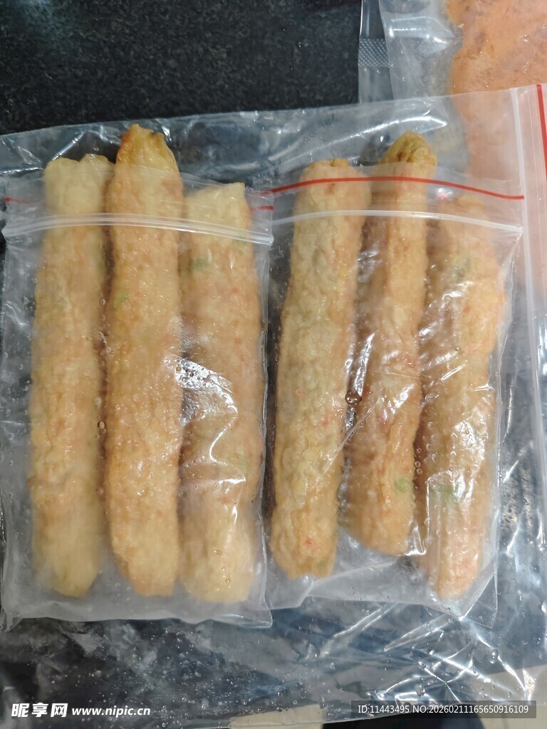 袋装美味春卷待品尝