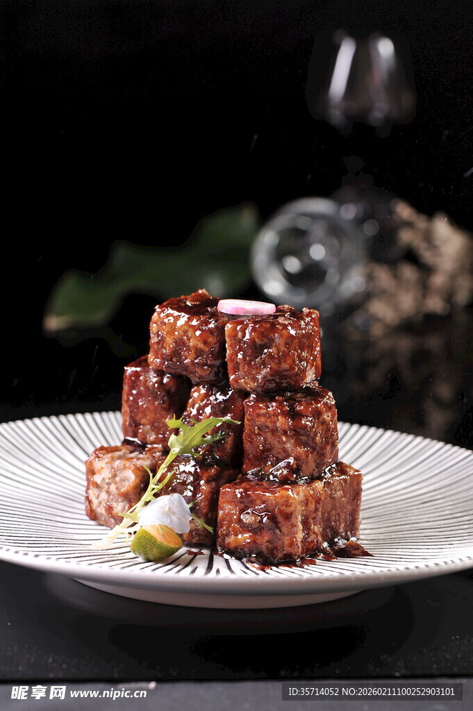 美味香煎香芋 摆盘精致