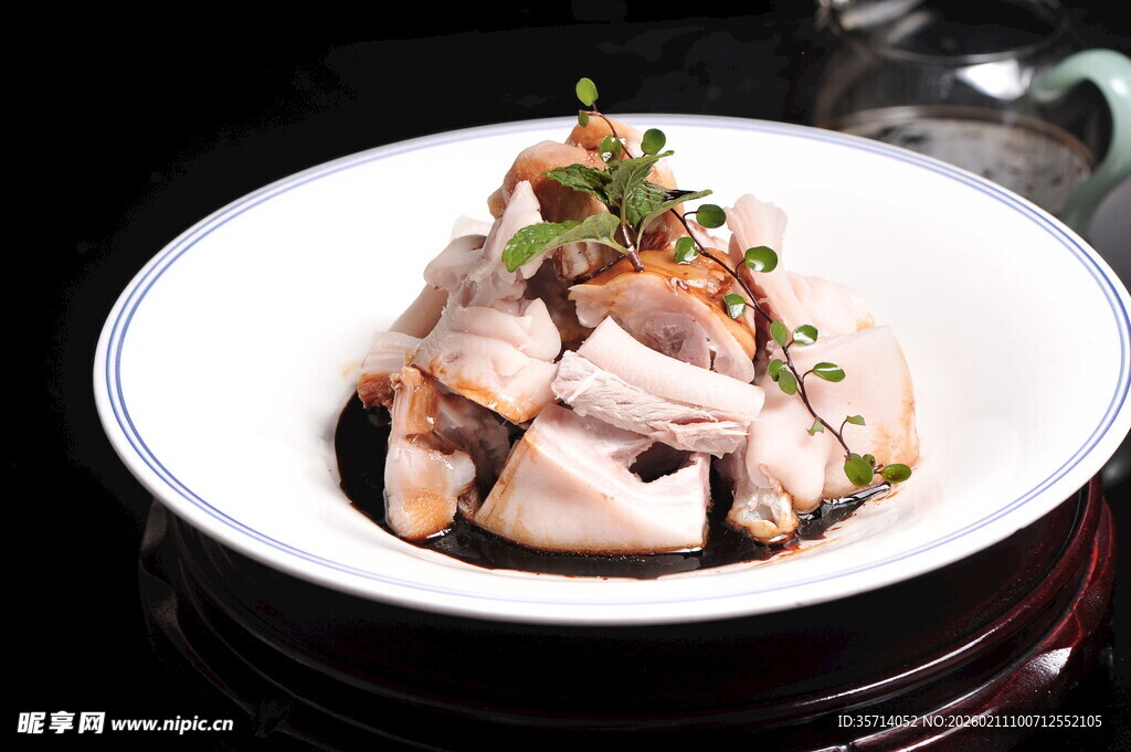 美味卤味猪手拼盘