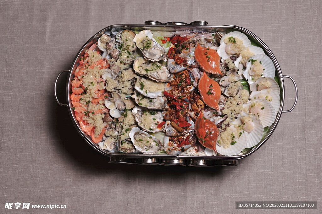 海鲜拼盘丰富美味佳肴