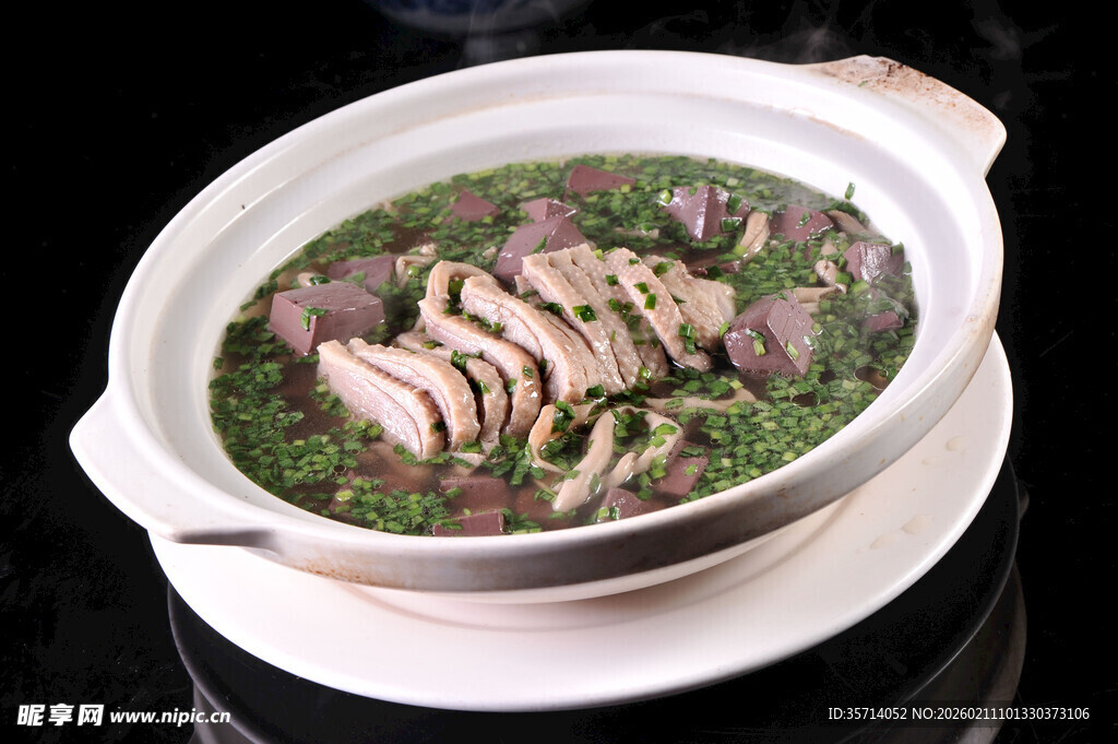 暖胃韭菜鸭三煲