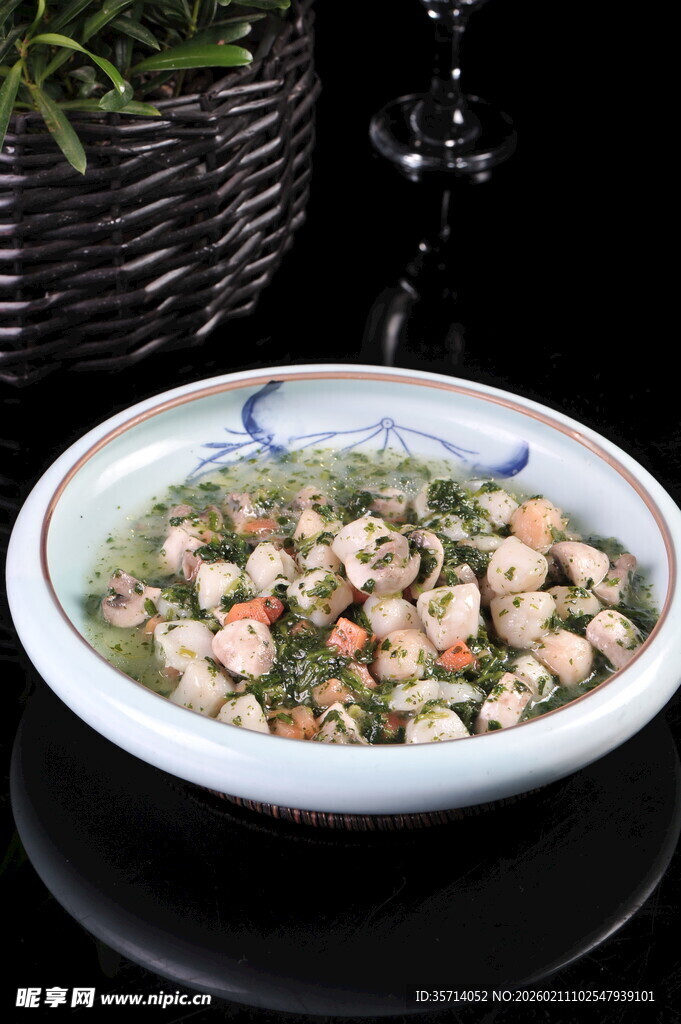 清新豌豆虾仁蔬菜汤