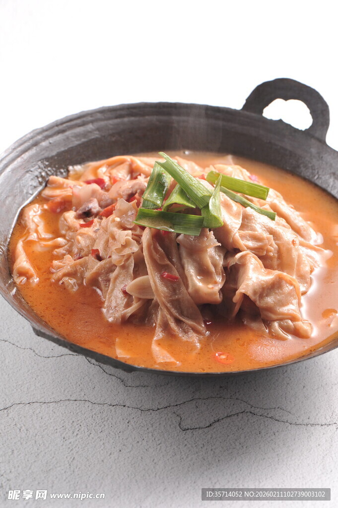 韩式辣牛肉汤鲜香诱人